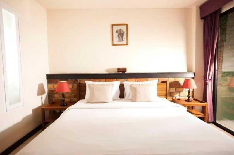 Khaolak Tony Lodge Khao Lak Extérieur photo